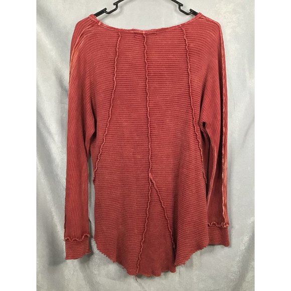 American Able Women's Distressed Waffle Knit Long Sleeve Medium Red - Picture 6 of 11